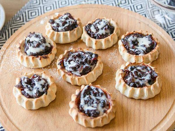 Тестов - Перепечки с брусникой и сгущенкой