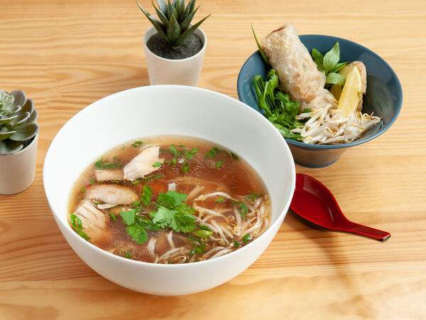 Рамен между нами - Суп Фо Га