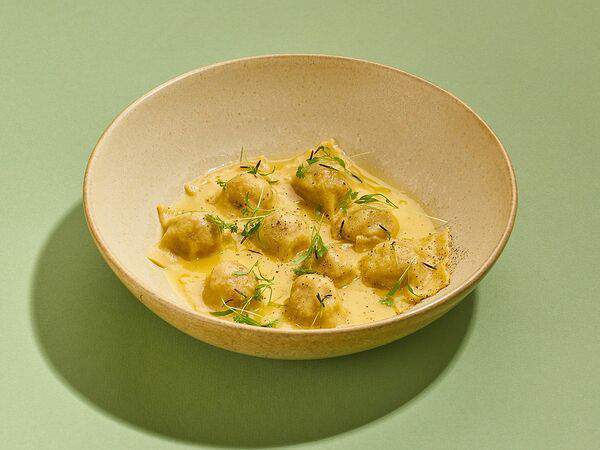 Мука & Вода - Аньолотти с тыквой и крабом