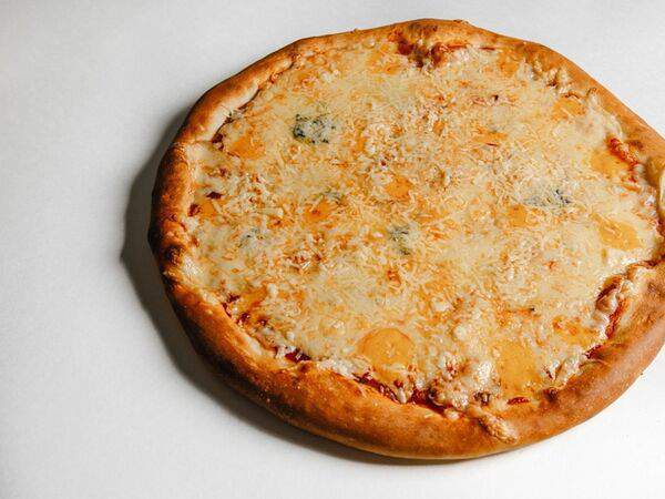 Граф Быстров - Пицца Четыре сыра