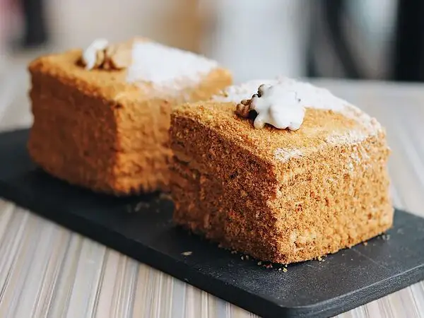 Своя Кондитерская - Десерт Пчелка