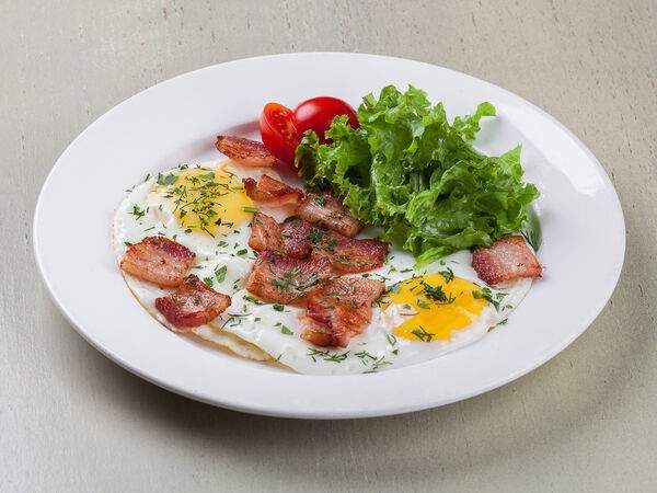 Черная Кошка - Омлет или яичница из двух яиц