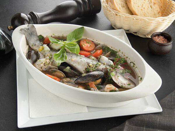 La Scala Trattoria Ignazio - Запеченный сибас с морепродуктами