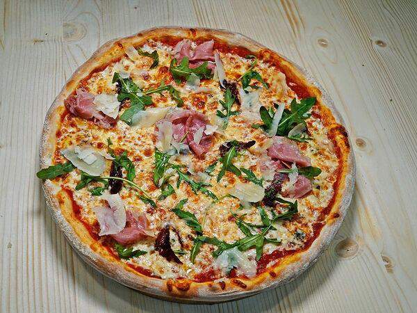 Uno Pizza - Prosciutto e parmigiano