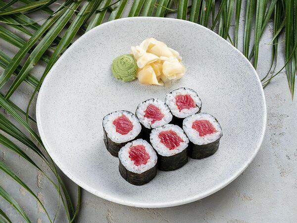 Yoki Cafe - Маки с тунцом