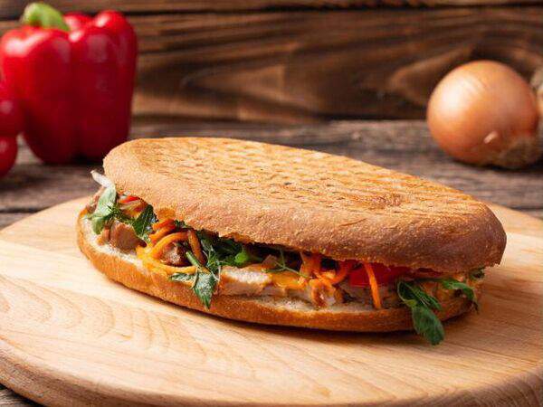 Шашлычный дворик - Шаурма со свининой в лепёшке