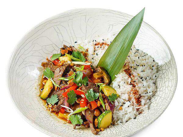 Рокнроллы Азия - Донбури с говядиной