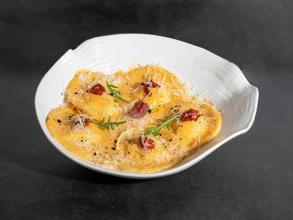 Happyterria - Равиоли с семгой