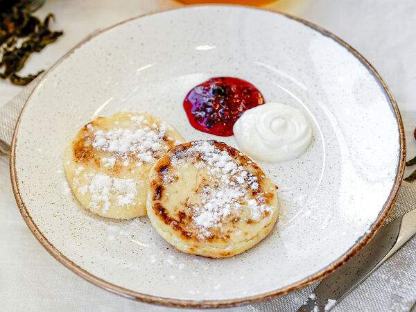 Yellow Cafe - Сырники со сметаной