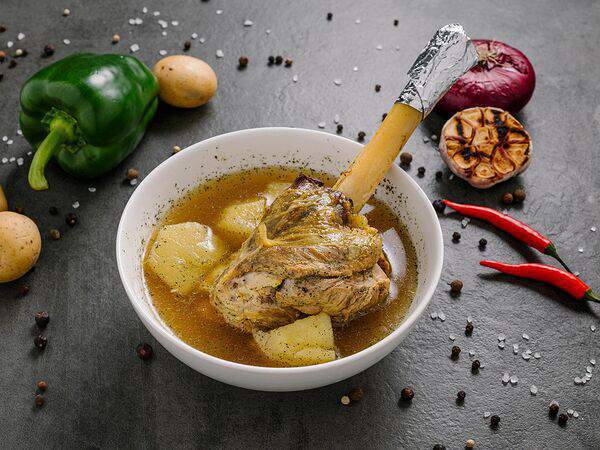 Белуга - Суп с бараньей голенью