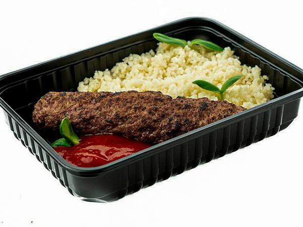 Gastro Pub Hooligans - Люля-кебаб из говядины с кускусом