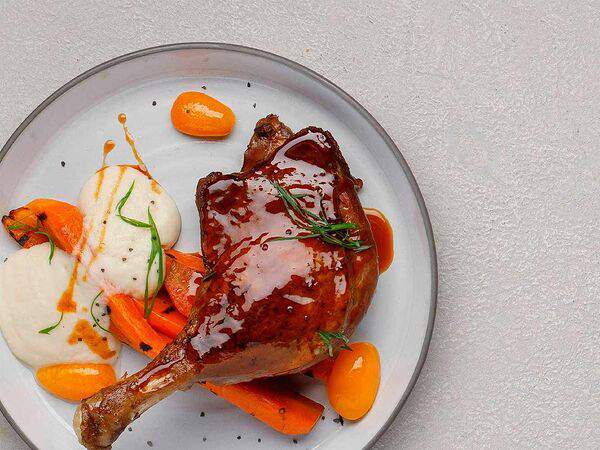 Luka Pizza - Утиная ножка с морковью