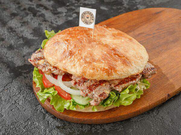 Югославия - Бургер с шиш чевап