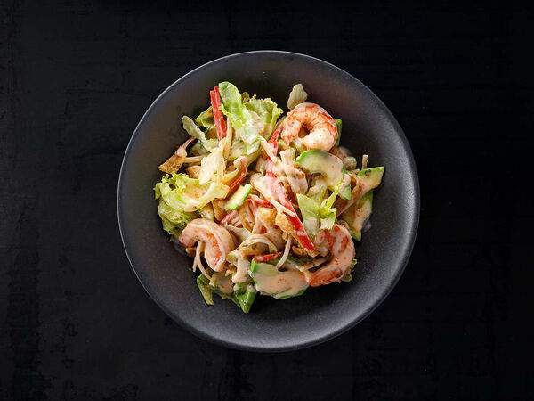 Рис - Салат с креветками и авокадо