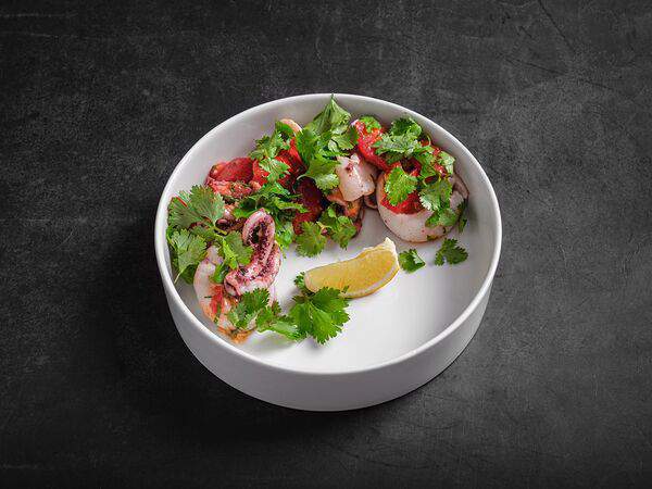 More & More - Тёплый салат из кальмара