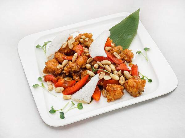 PanAsian Restaurante CHIN-CHIN - Сёмга в соусе Кунг Пао