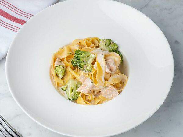 Гранд Буфет - Фетуччини с лососем