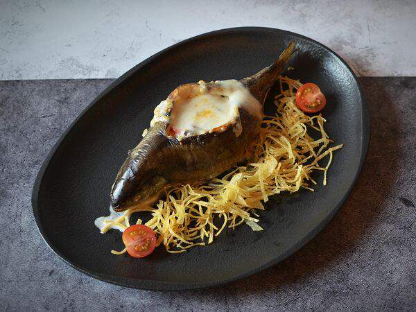 Сад On line - Радужная форель, запеченная под сыром