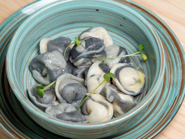 Хлебное ухо - Пельмени Техас на Вятке с чесночным соусом