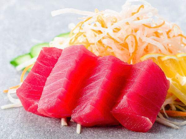 Балкон - Сашими Магуро