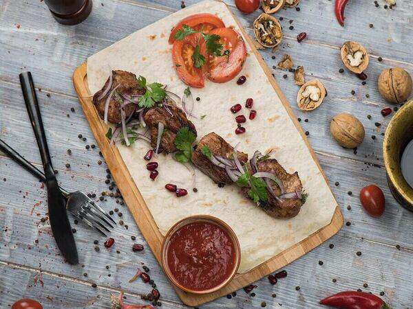 Georgia Armenia - Хоровац из свинины