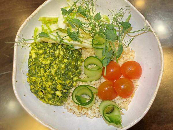 #Trava кофейня со вкусом - Боул с ароматным шпинатом