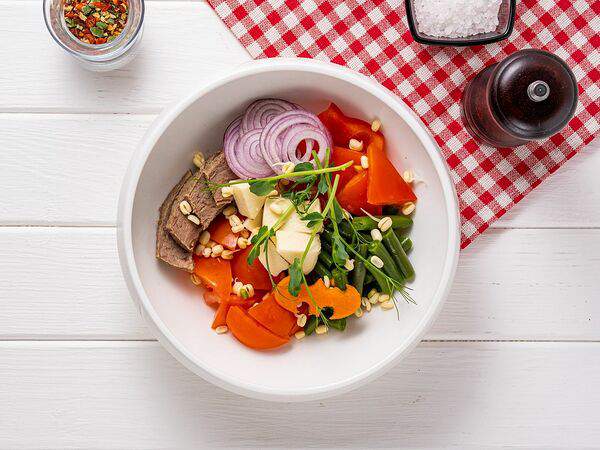 Хороша еда - Боул с говядиной и соусом Тартар