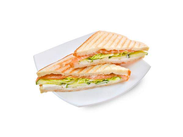 Imperator Food - Сэндвич с лососем и овощами