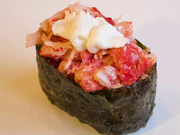 Рыбы бы - Гункан с мясом краба