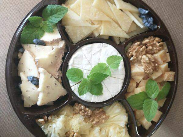 Лаврушка - Сырная тарелка №6