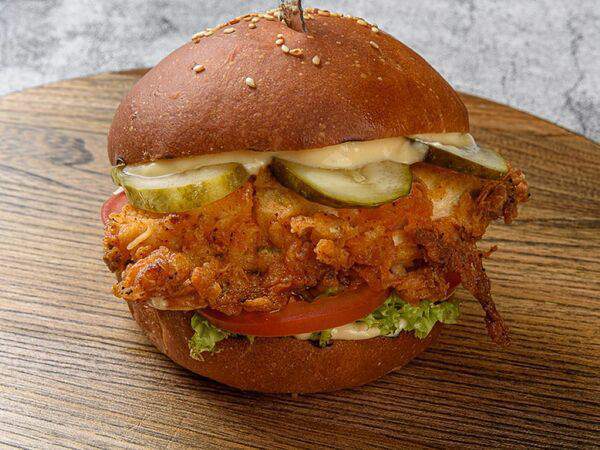 Duran Bar & Grill - Бургер с хрустящей курочкой