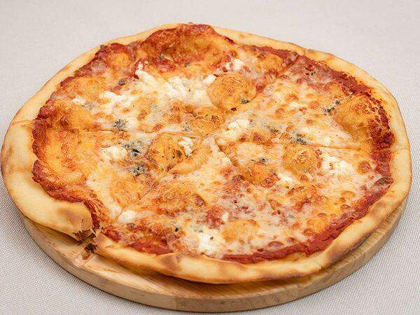 Салтанат сарайы - Пицца Четыре сыра