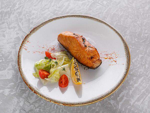 Чайхана Чайхауз - Стейк из семги на мангале