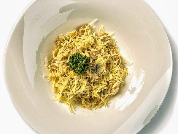 Яем - Паста с Курицей и грибами