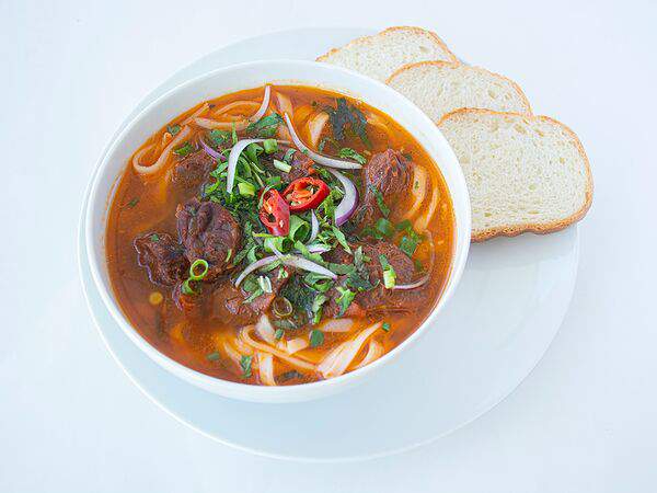 Вьетнамская кухня Cyclo - Суп Фо Бо Шот Ванг