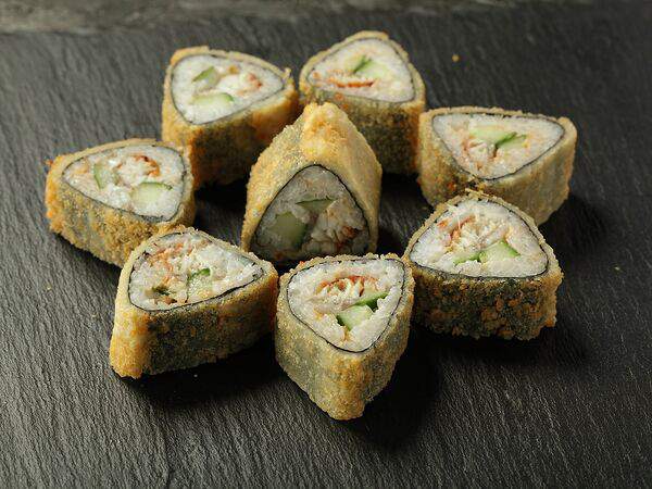 Kioto Mix-Cafe - Горячий ролл Пирамида Хот