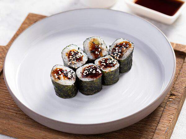 Rusalka - Ролл с угрем