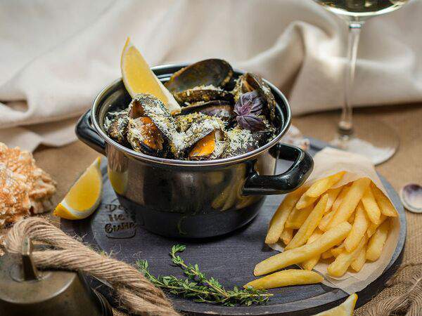 Дело не в вине - Мидии в соусе песто