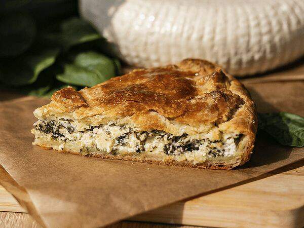 Два пирога - Пирог с брынзой и шпинатом