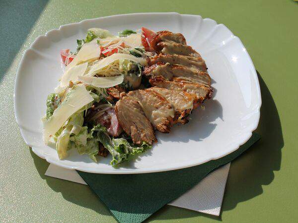 Cactus - Салат цезарь с курицей