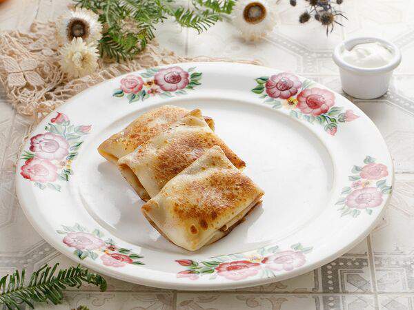 Катюша - Блинчики с капустой и сметаной