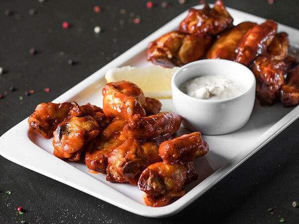 Mesto - Ассорти острых и барбекю крыльев