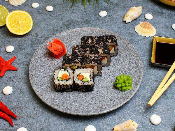 Может суши - Ролл Камикадзе