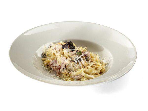 Веранда - Тальятелле с грибами и ветчиной