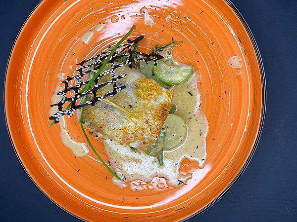 Lukum lounge cafe - Судак с овощами