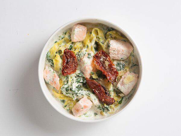 G52 - Домашняя паста с форелью