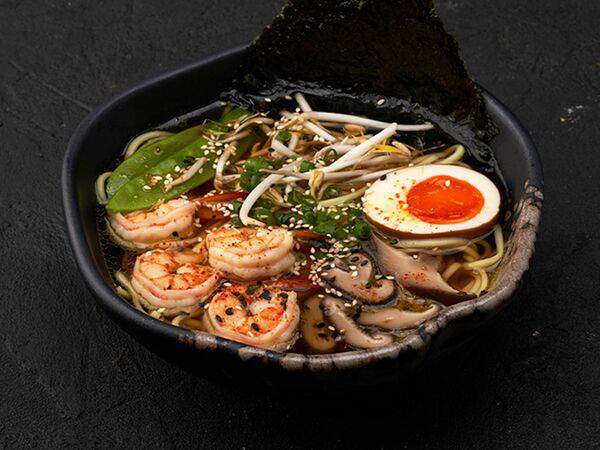 Ramen & Wok - Рамен мисо кимчи с креветками