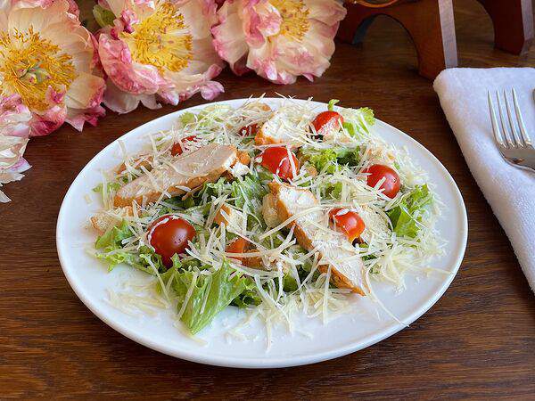 Сардиони - Цезарь с курицей