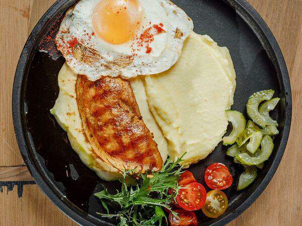 Sunny - Цыпленок с сырным кремом и картофельным пюре