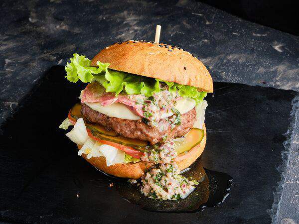 Мархаба - Бургер с кониной